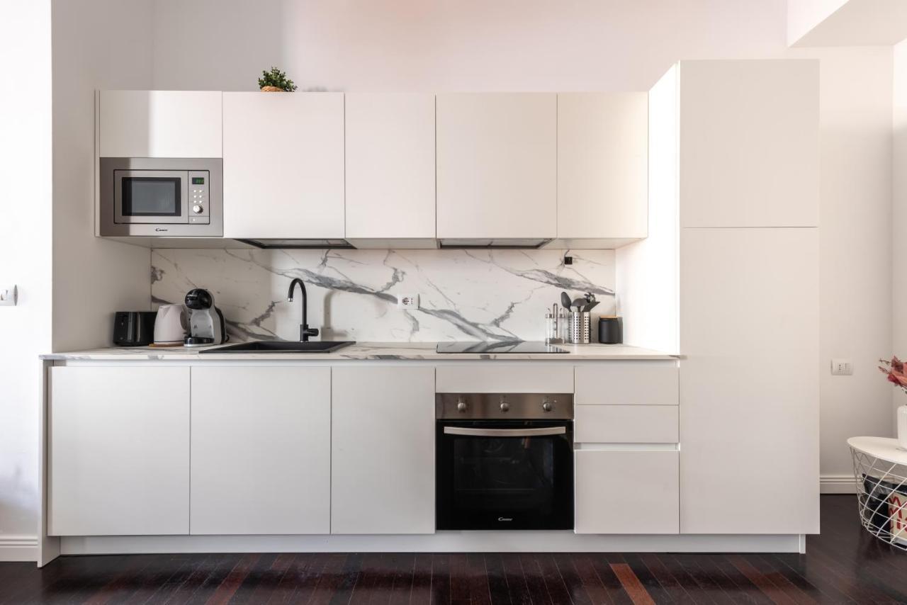 We Home - Bandello House, Corso Magenta Milaan Buitenkant foto